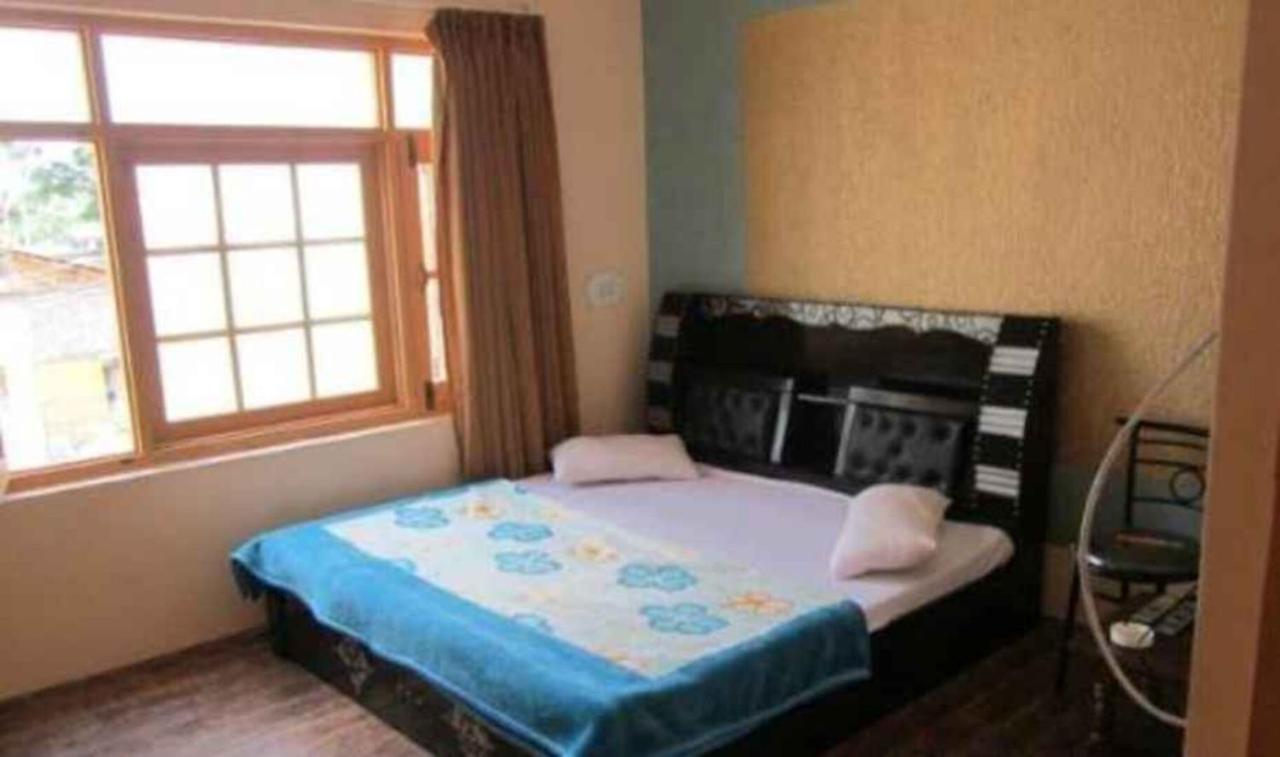 Hotel Grand City Heart Srinagar  Ngoại thất bức ảnh
