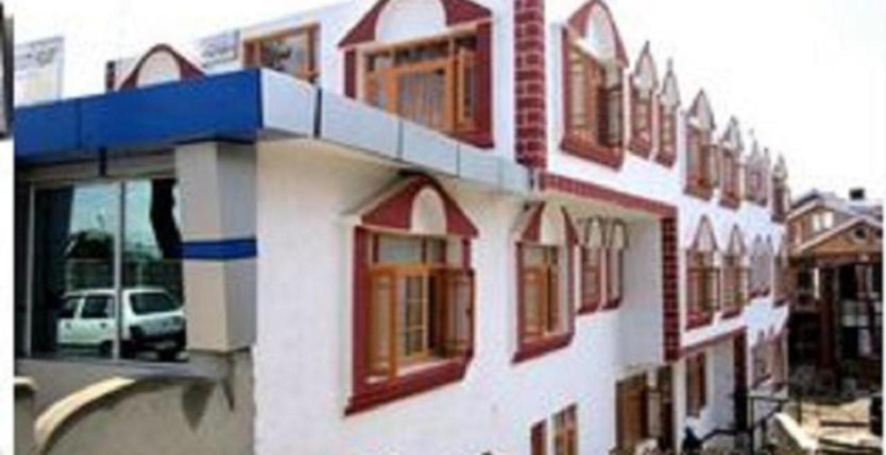 Hotel Grand City Heart Srinagar  Ngoại thất bức ảnh