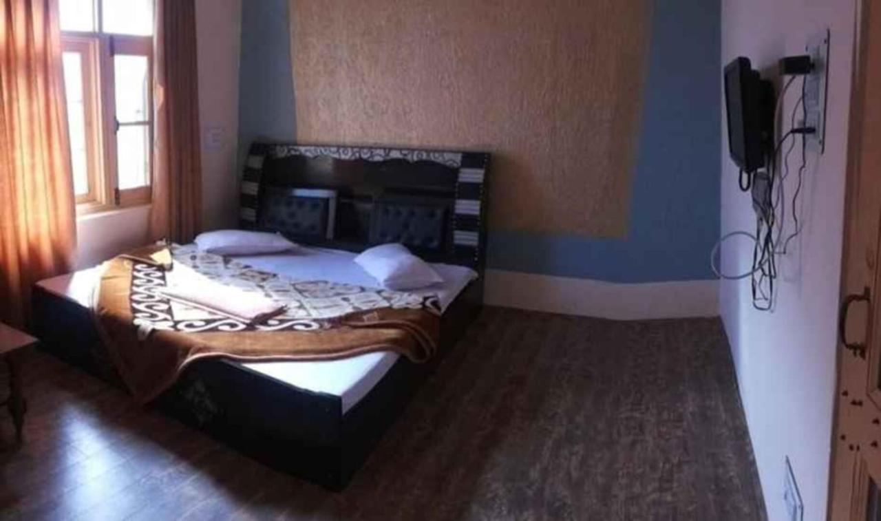 Hotel Grand City Heart Srinagar  Ngoại thất bức ảnh