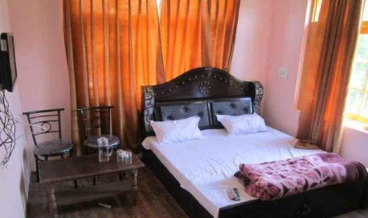 Hotel Grand City Heart Srinagar  Ngoại thất bức ảnh